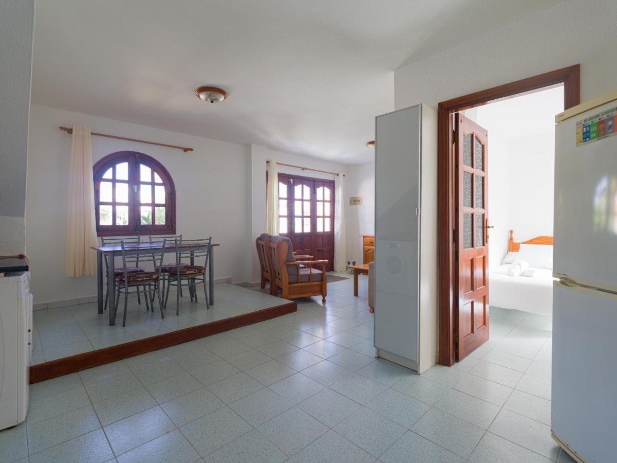 Homeforguest Apartamento Acogedor En 科斯塔卡莱塔 外观 照片
