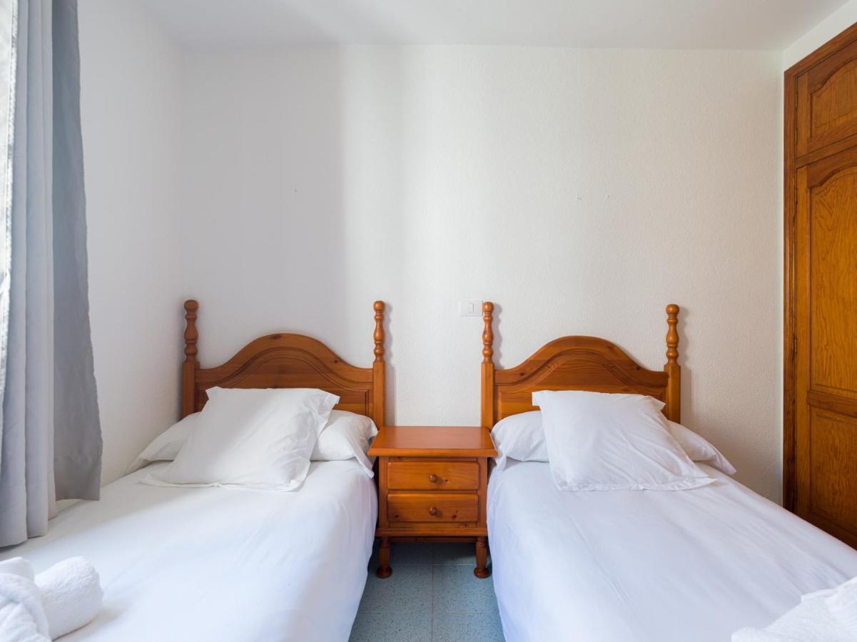 Homeforguest Apartamento Acogedor En 科斯塔卡莱塔 外观 照片